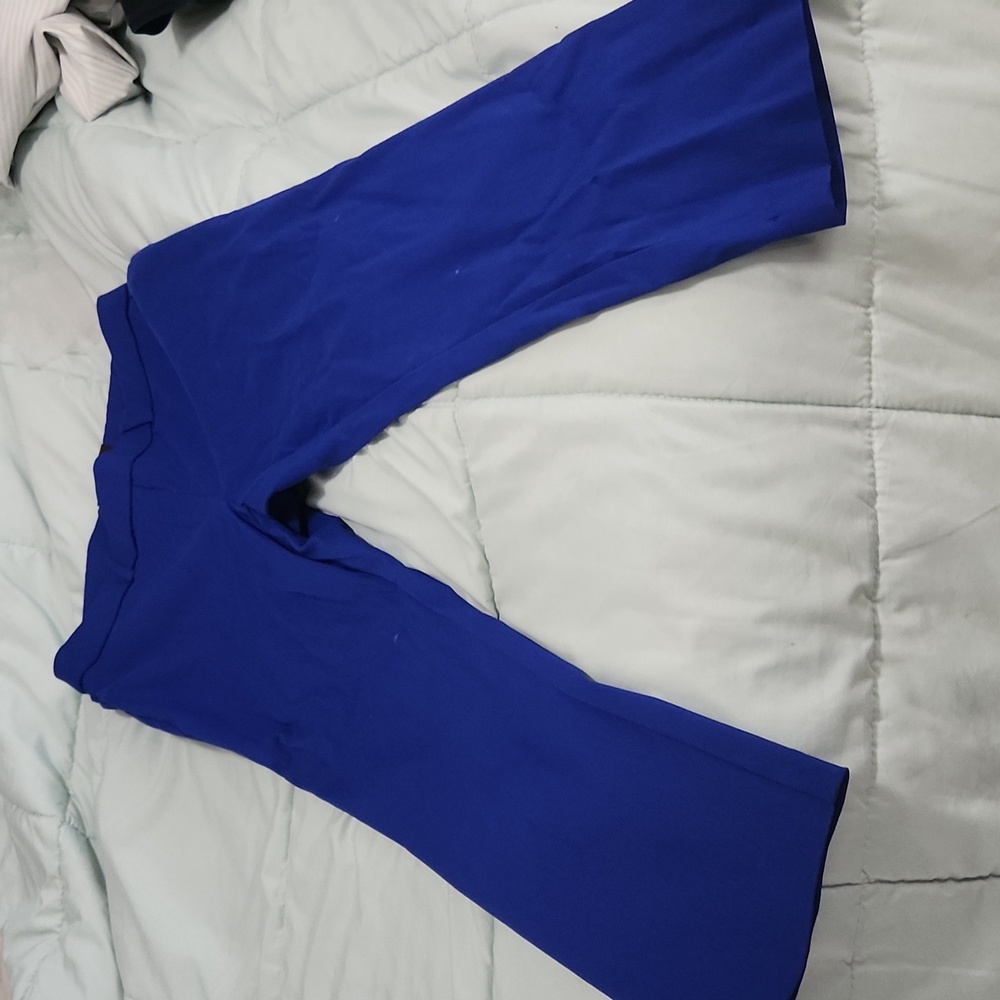 Size 6 crop pants
